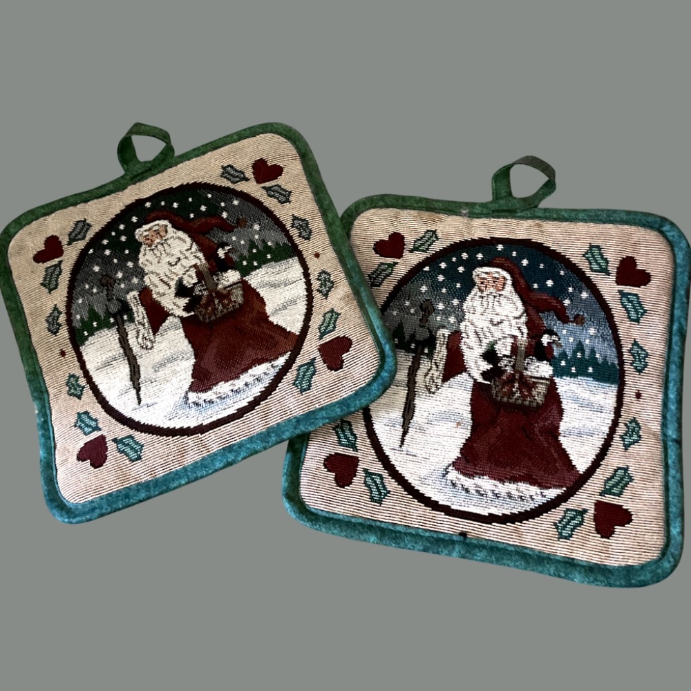 2 vintage tapestry-weave Santa Claus pot holders, Never Used, Clean